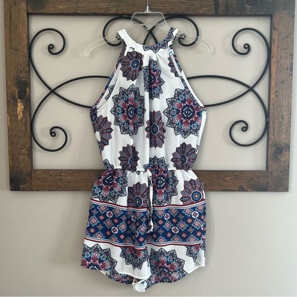 Almost Famous Woman High Collar Halter Short Romper Paisley Size Medium - Picture 3 of 13